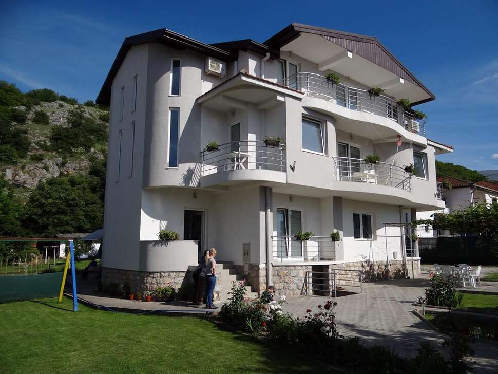 Een foto van de buitenkant van Appartementen Basoski