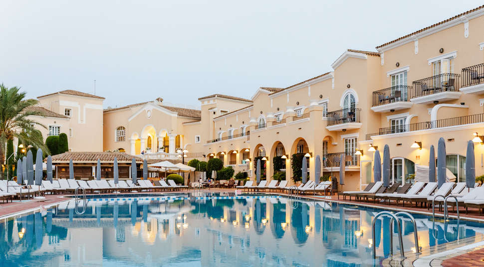 Ein Foto von der Außenansicht des La Manga Club Principe Felipe
