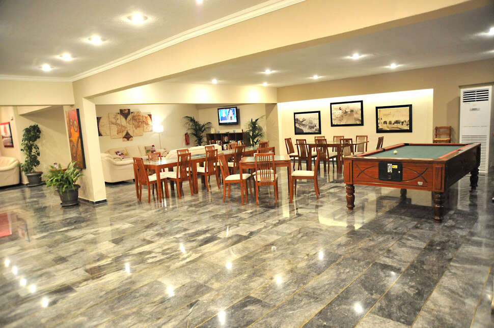 Een foto van de faciliteiten bij Santa Marina Hotel