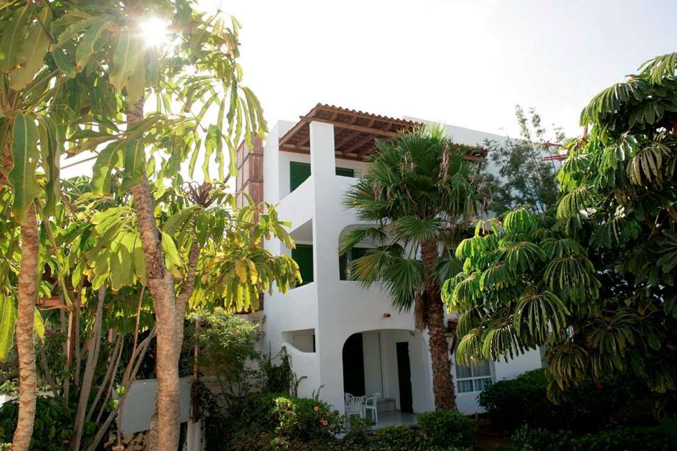Een foto van de buitenkant van Robinson Club Esquinzo Playa