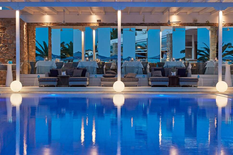 Een foto van het zwembad bij Myconian Ambassador - Relais & Chateaux