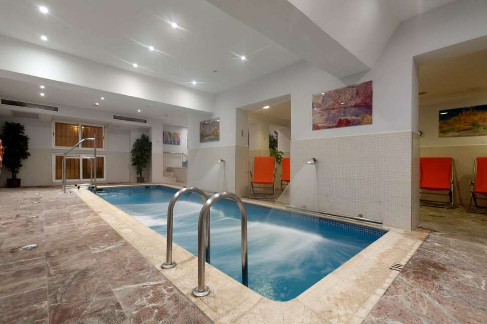 Een foto van het zwembad bij Hotel Mirador