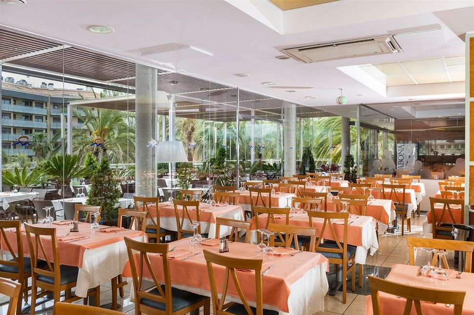 Een foto van de faciliteiten bij Costa Encantada Resort & Suites