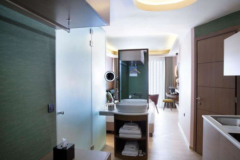 Een foto van Zeus Essence Wyndham Athens Residence