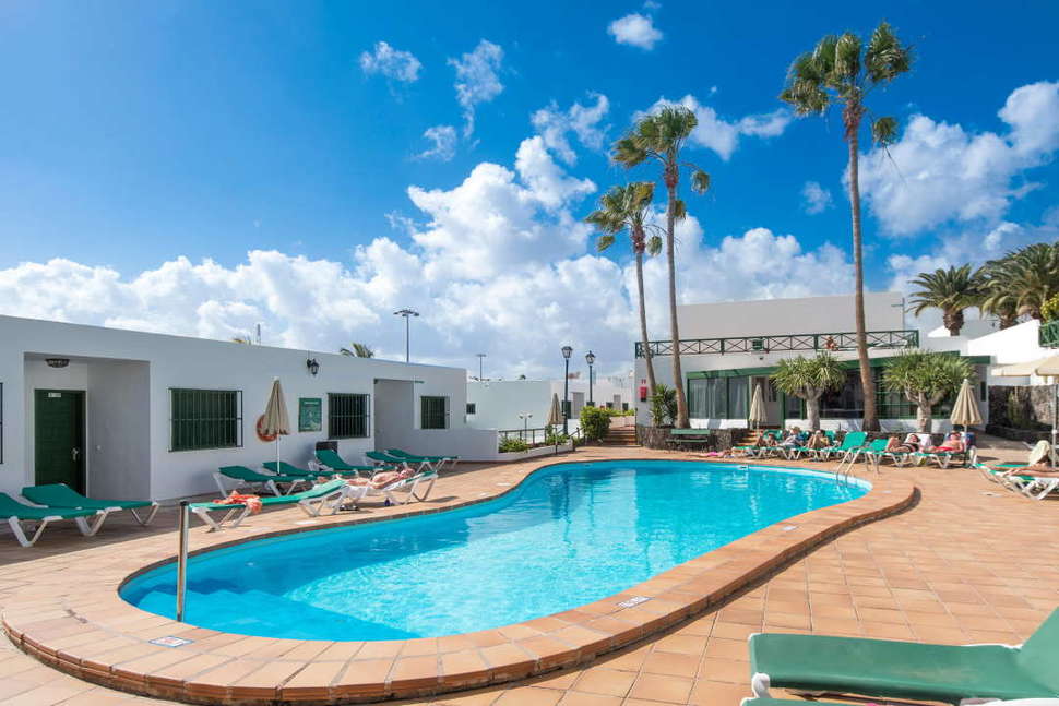 Ein Foto vom Pool im Rocas Blancas Apartments
