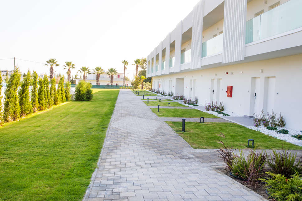 Een foto van de buitenkant van White Dreams Resort