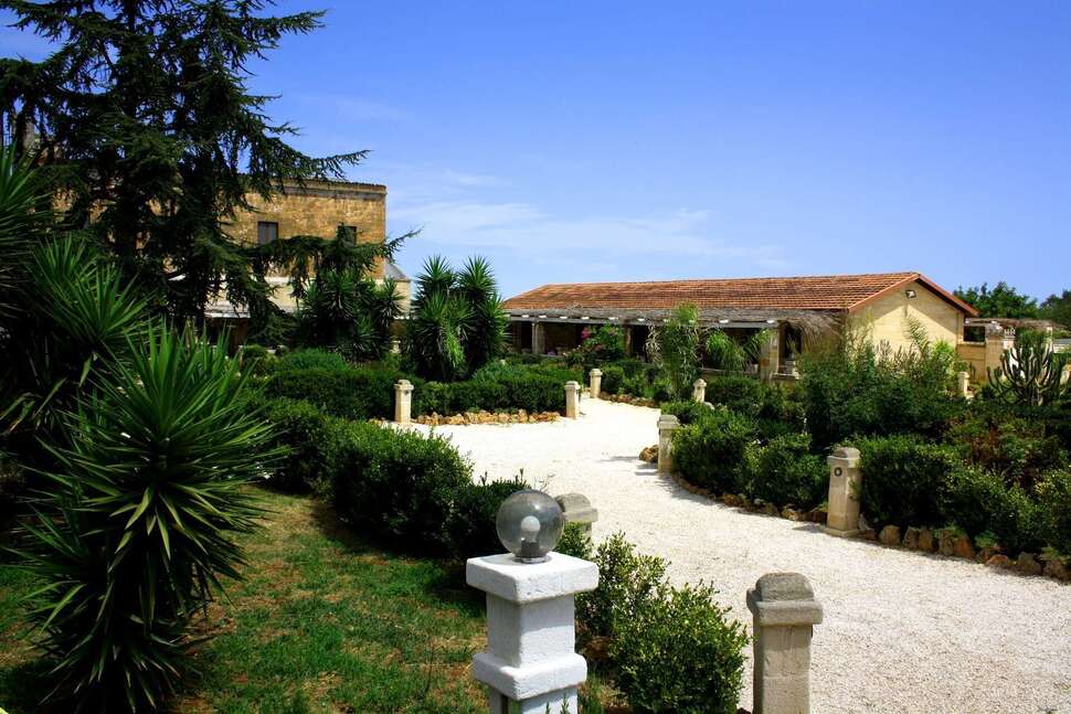 Een foto van het terras bij Tenuta Mazzetta Agriturismo