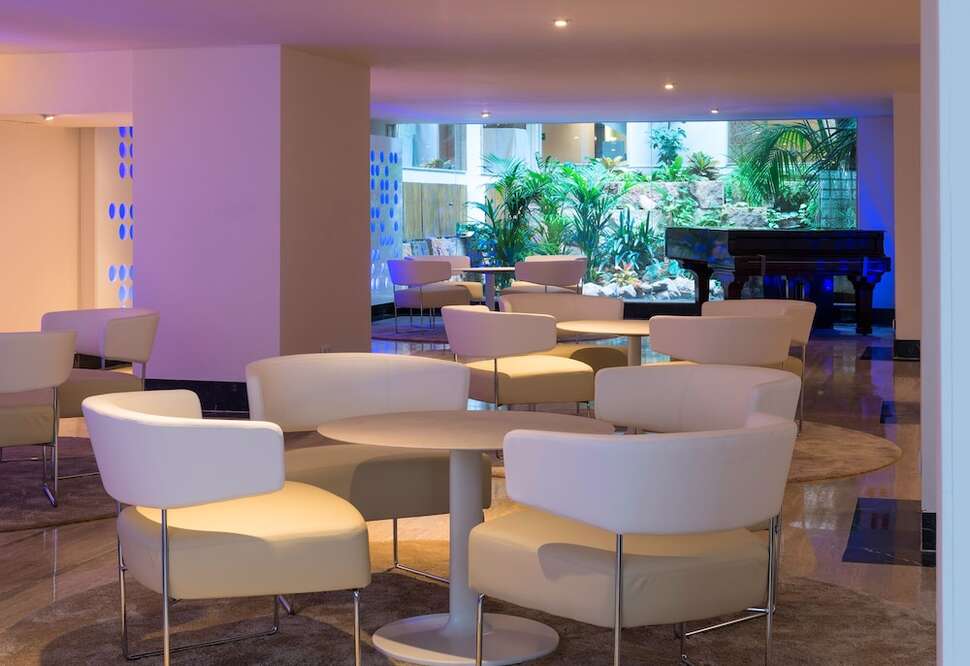 Een foto van het interieur van Hotel Palma Bellver Affiliated by Melia