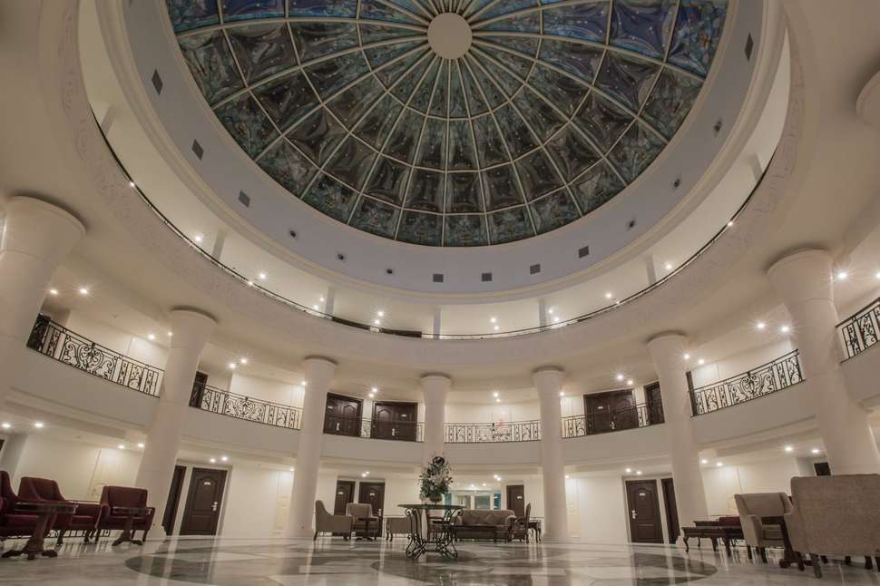 Een foto van het interieur van Sunrise Montemare Resort