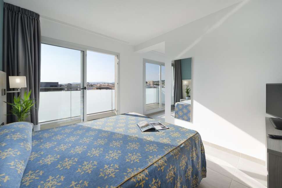 Een foto van 4R Miramar Calafell