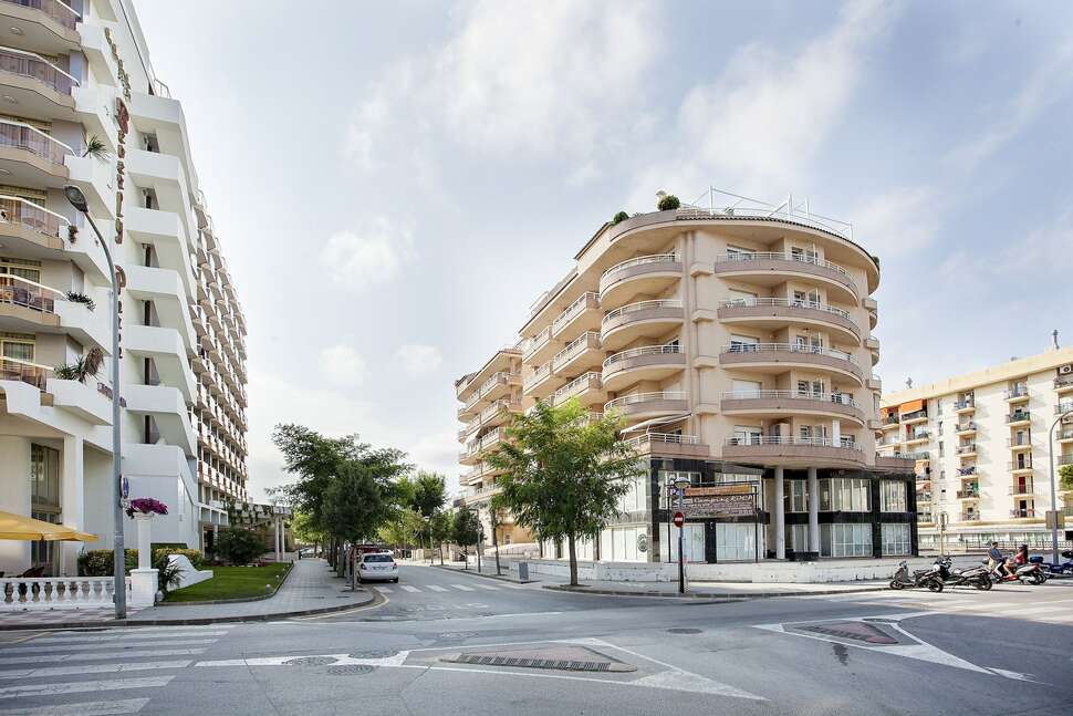 Een foto van de buitenkant van Hotel Beverly Park & Spa