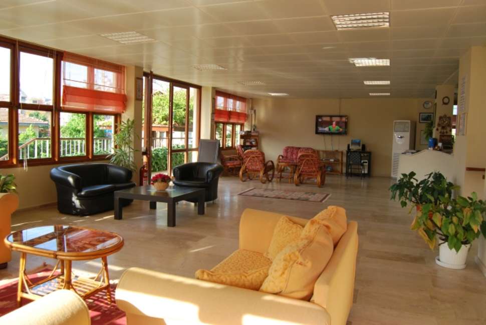 Een foto van het interieur van Hotel Binlik