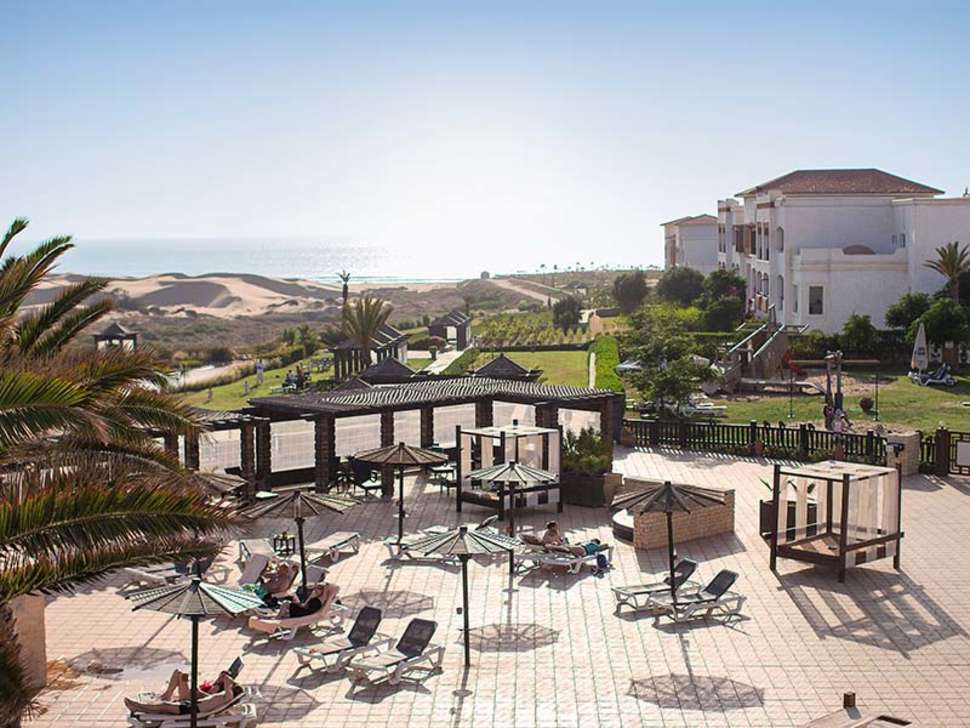 Een foto van het terras bij Robinson Club Agadir