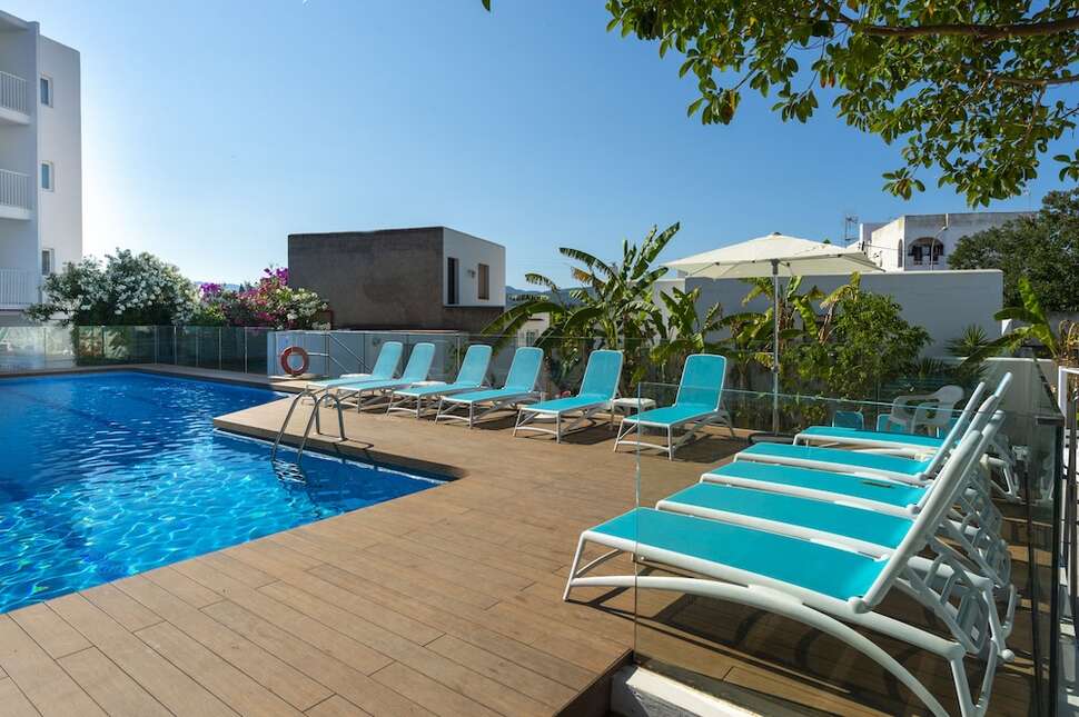 Ein Foto vom Pool im Hotel Vibra Marco Polo II