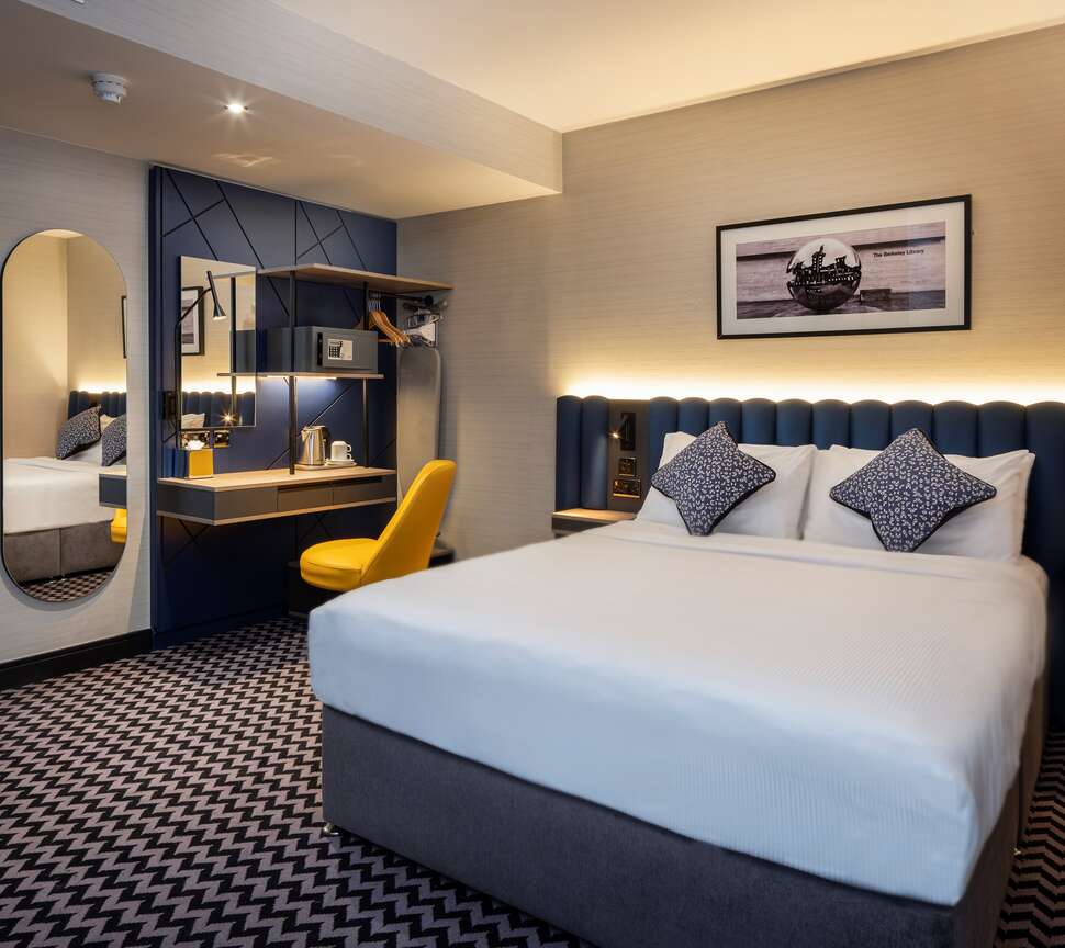 Een foto van The Academy Plaza Hotel