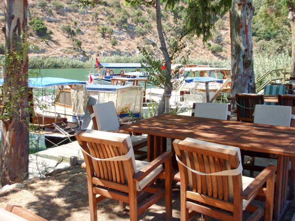 Een foto van het terras bij BC Spa Dalyan