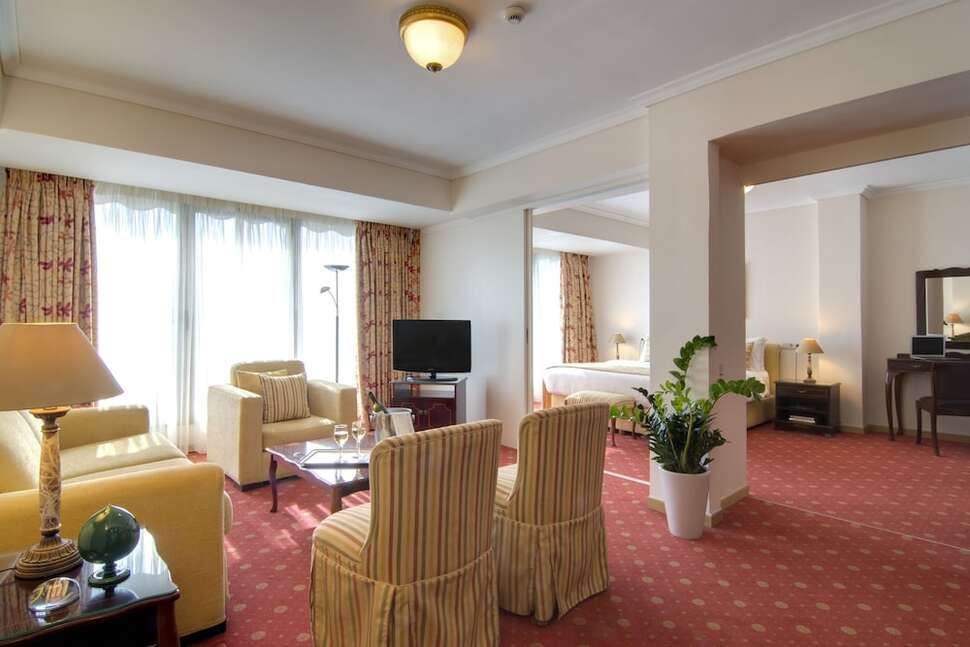 Ein Foto Titania Hotel