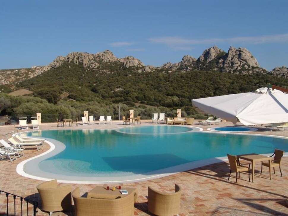 Een foto van het zwembad bij Hotel Parco degli Ulivi