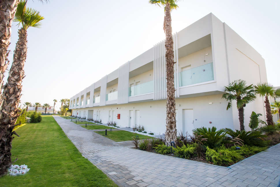 Een foto van de buitenkant van White Dreams Resort