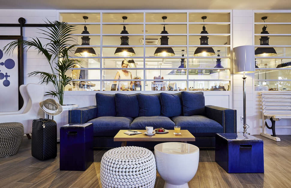 Een foto van het interieur van Hotel Delamar