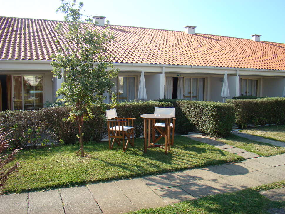 Een foto van de buitenkant van Appartementen Clube Pinhal da Foz
