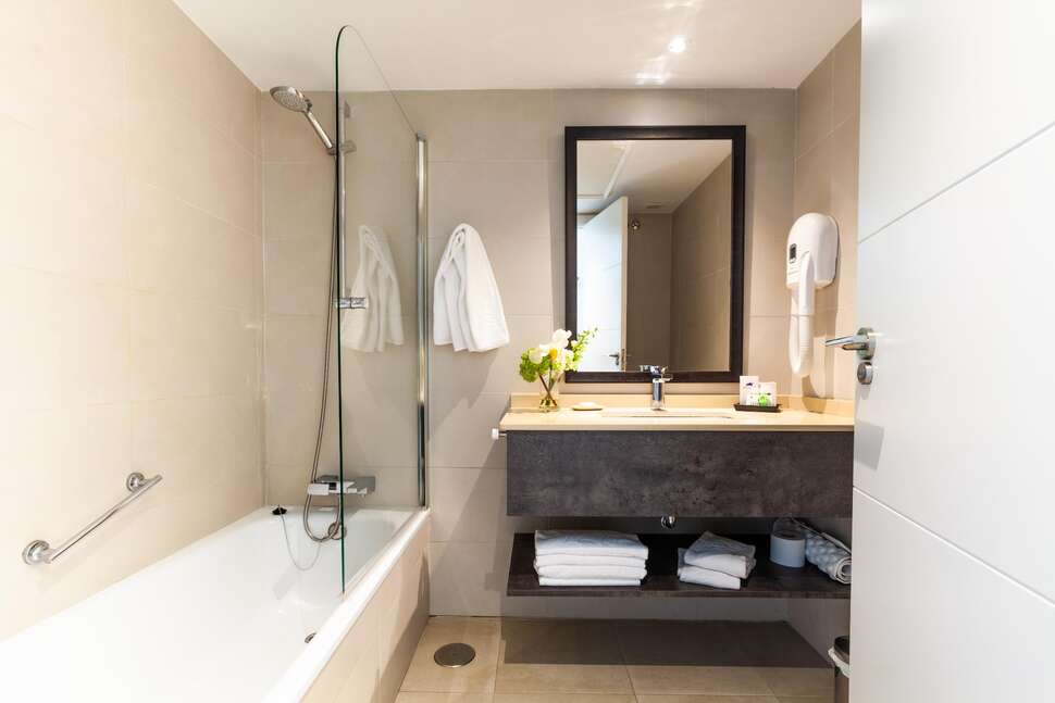 Een foto van Ramada Hotel & Suites by Wyndham Costa del Sol
