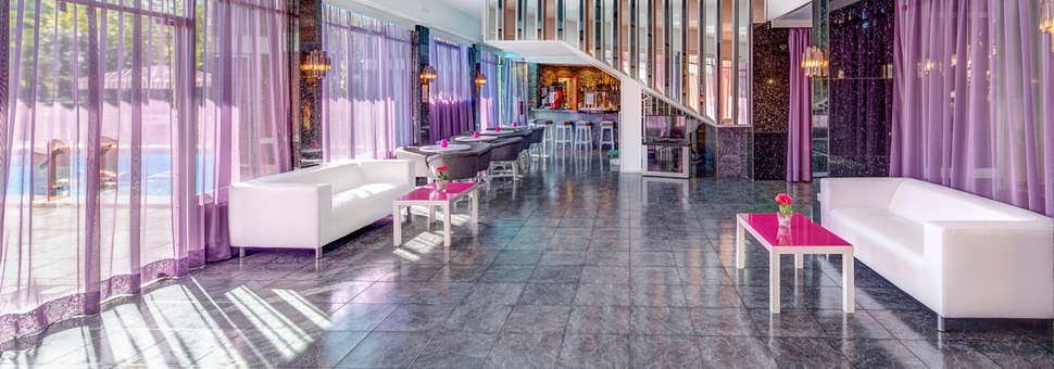 Ein Foto vom Innenbereich im Hotel Condor