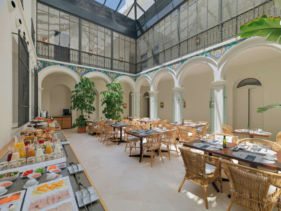 Ein Foto H10 Palacio de Colomera