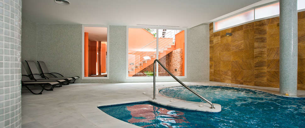 Ein Foto vom Pool im Hotel Spa Sagitario Playa