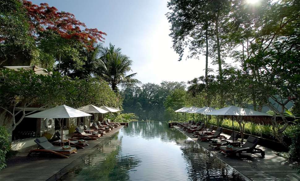 Een foto van het zwembad bij Maya Ubud Resort & Spa