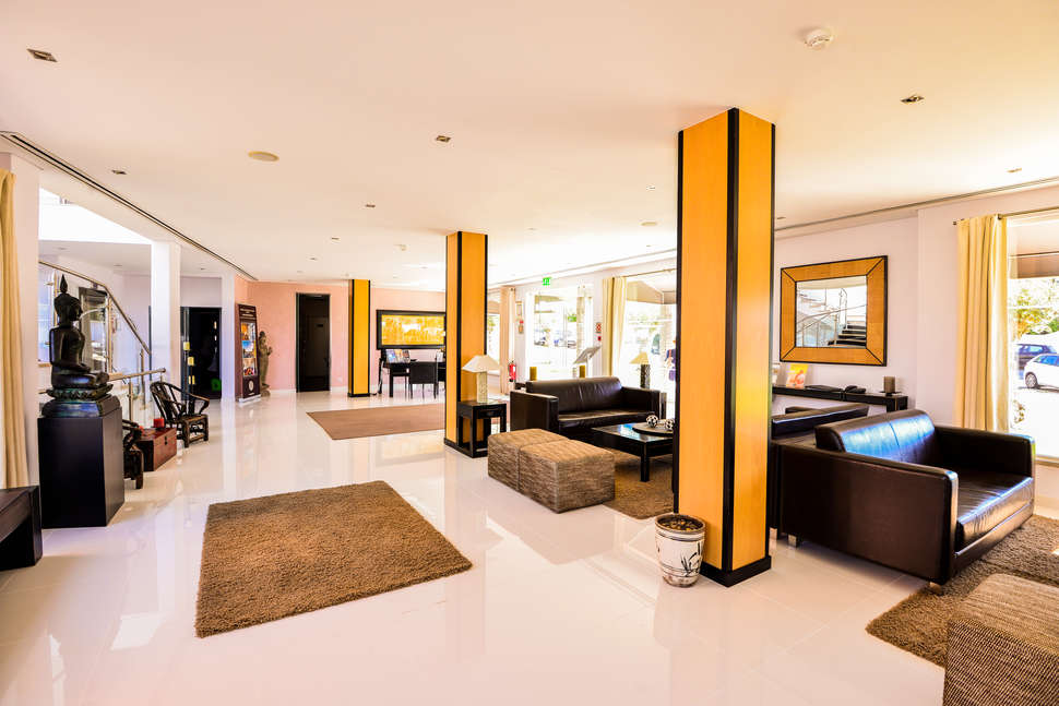 Een foto van het interieur van Vila Gale Collection Praia