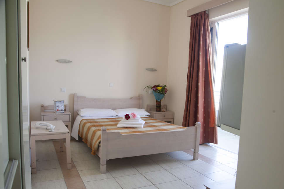 Een foto van Theonia Hotel