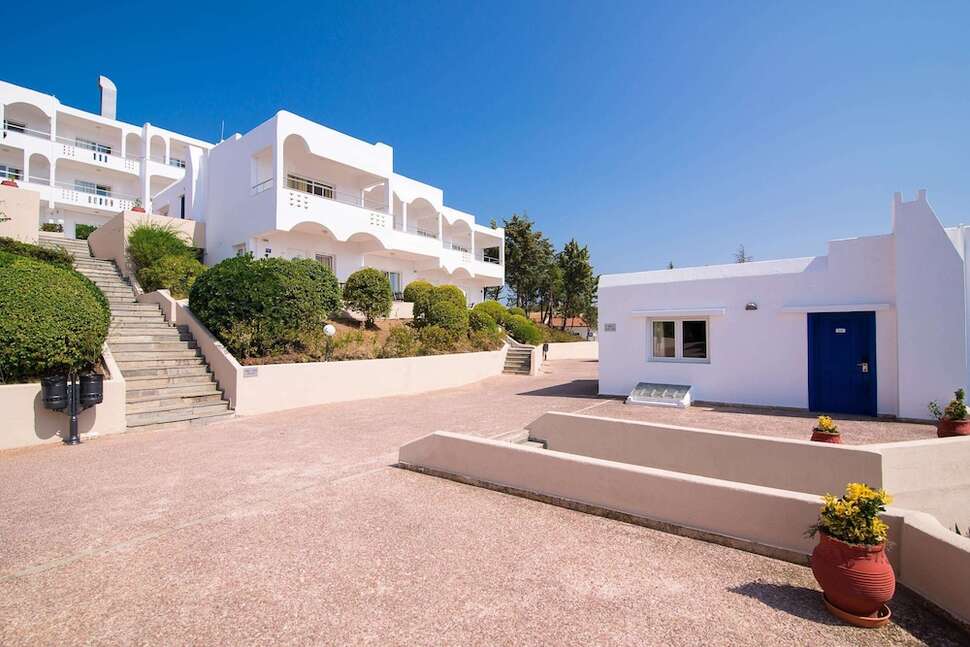 Een foto van de buitenkant van Alexandros Palace Hotel & Suites