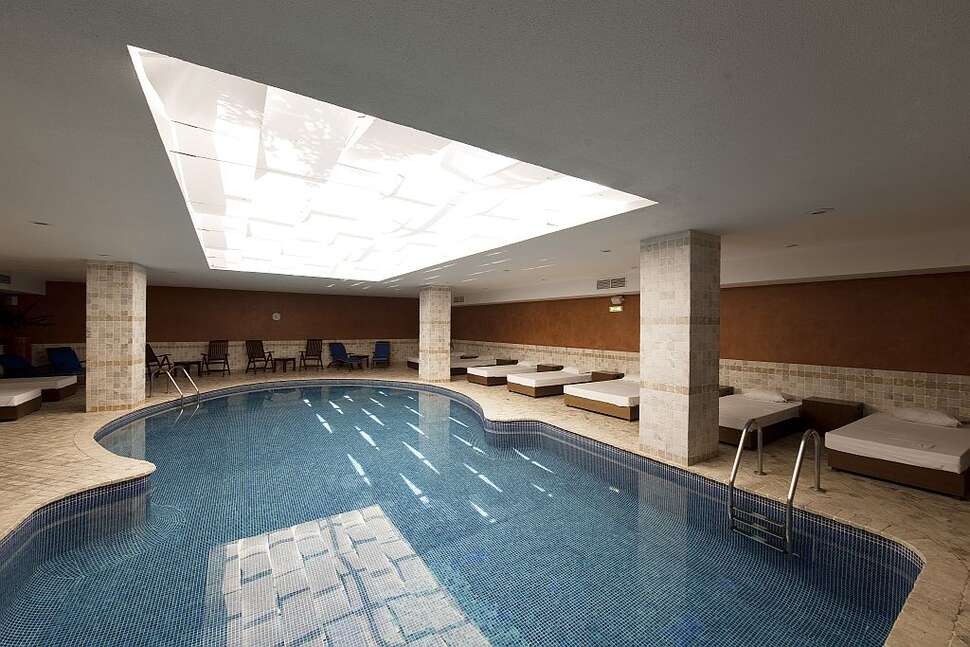 Ein Foto vom Pool im Vila Gale Albacora