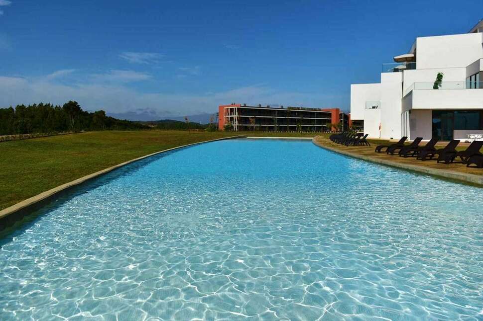 Een foto van het zwembad bij Algarve Race Hotel & Resort