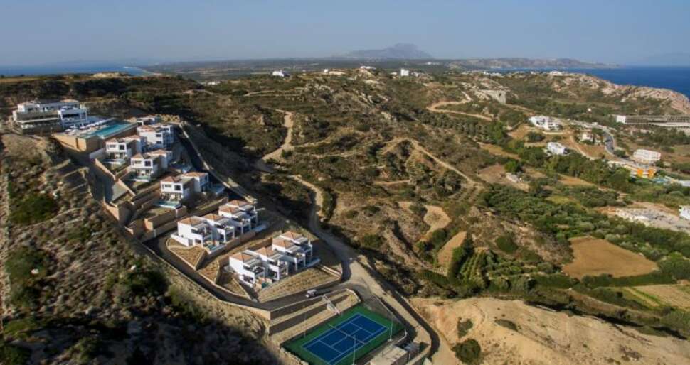 Een foto van de buitenkant van White Rock of Kos