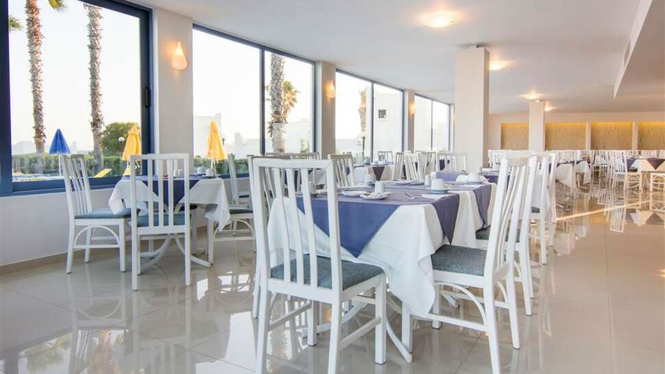 Ein Foto von den Einrichtungen im Aeolos Beach Hotel