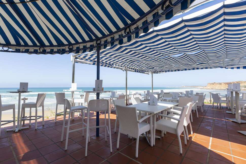 Ein Foto von der Terrasse im Hipotels Flamenco Conil