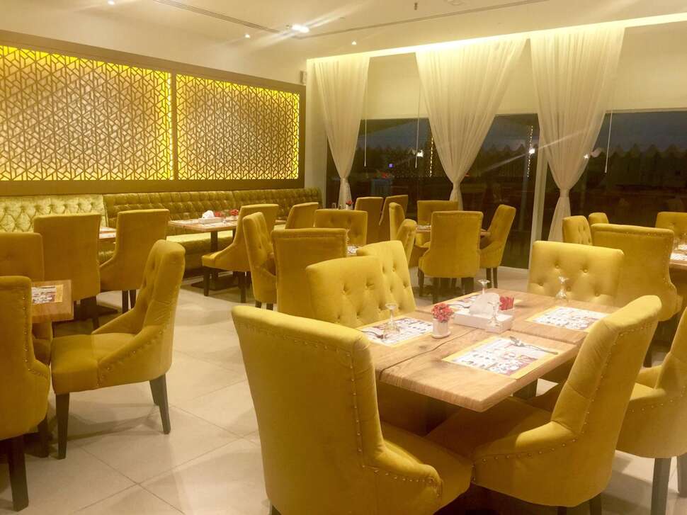 Een foto van Royal Falcon Hotel