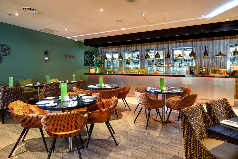 Een foto van Novotel London West