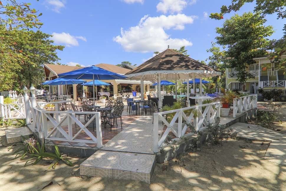 Een foto van de faciliteiten bij Merril's Beach Resort II