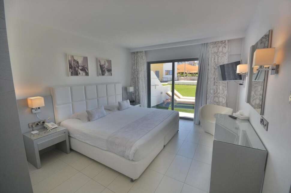 Een foto van St. George Hotel Spa & Beach Resort