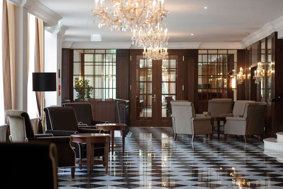 Een foto van het interieur van Austria Trend Parkhotel Schonbrunn