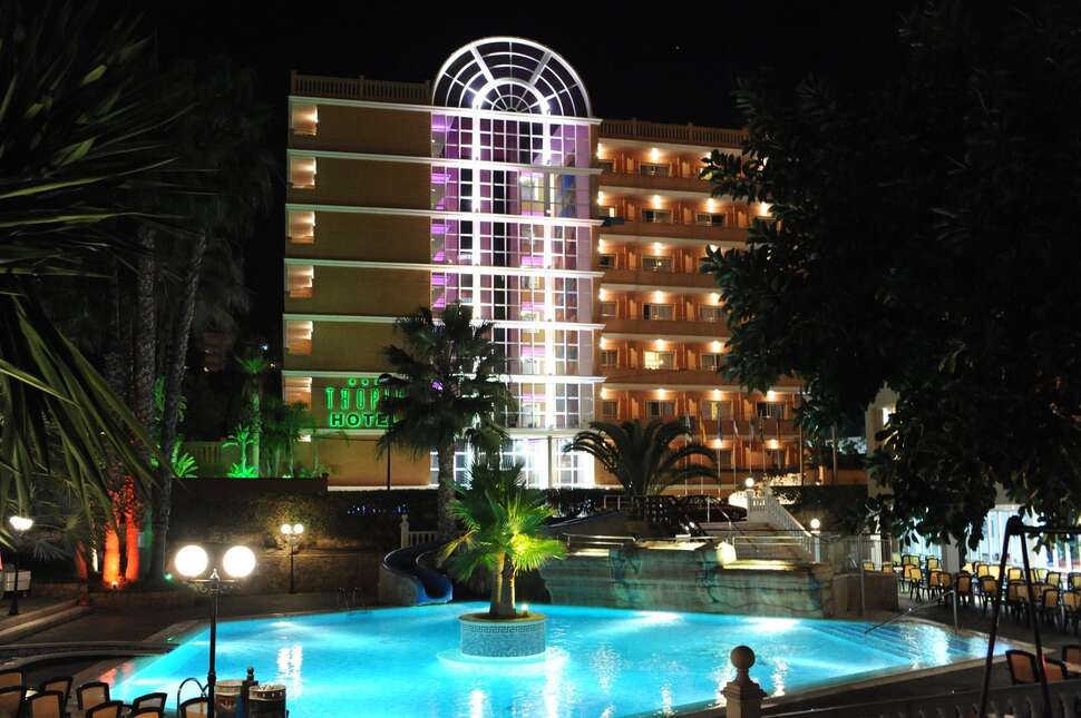 Ein Foto vom Pool im Hotel Tropic Relax