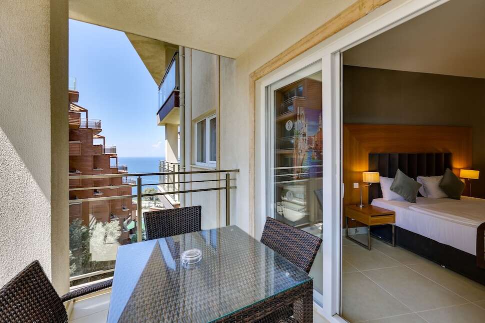 Een foto van Ramada Hotel & Suites by Wyndham Kusadasi