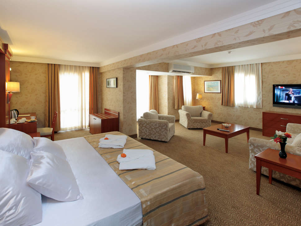 Een foto van Julian Club Hotel