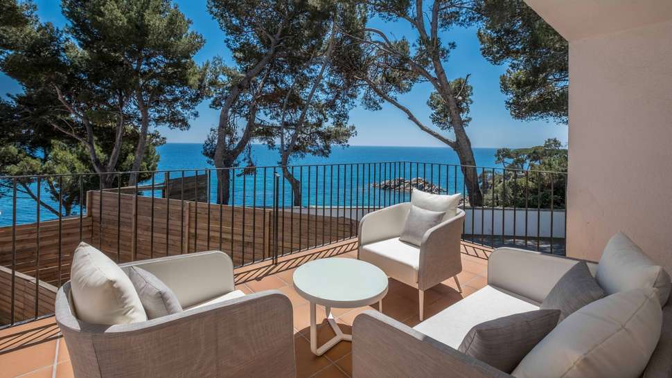 Ein Foto von der Terrasse im Silken Park Hotel San Jorge