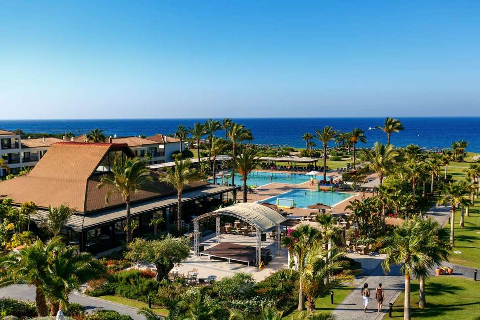 Ein Foto vom Pool im Impressive Playa Granada Golf
