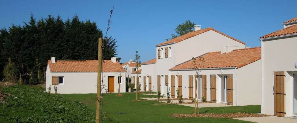 Een foto van de buitenkant van Residence Vacances Les Grands Rochers