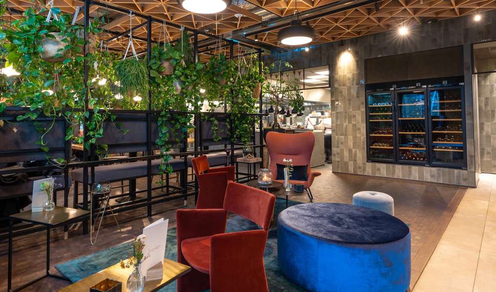 Een foto van het interieur van Four Elements Hotel Amsterdam